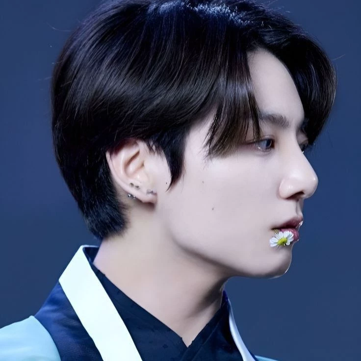 𝓙ungkook (ver. Jungkook) thumbnail