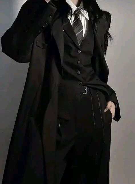 Vampire classmate?! thumbnail