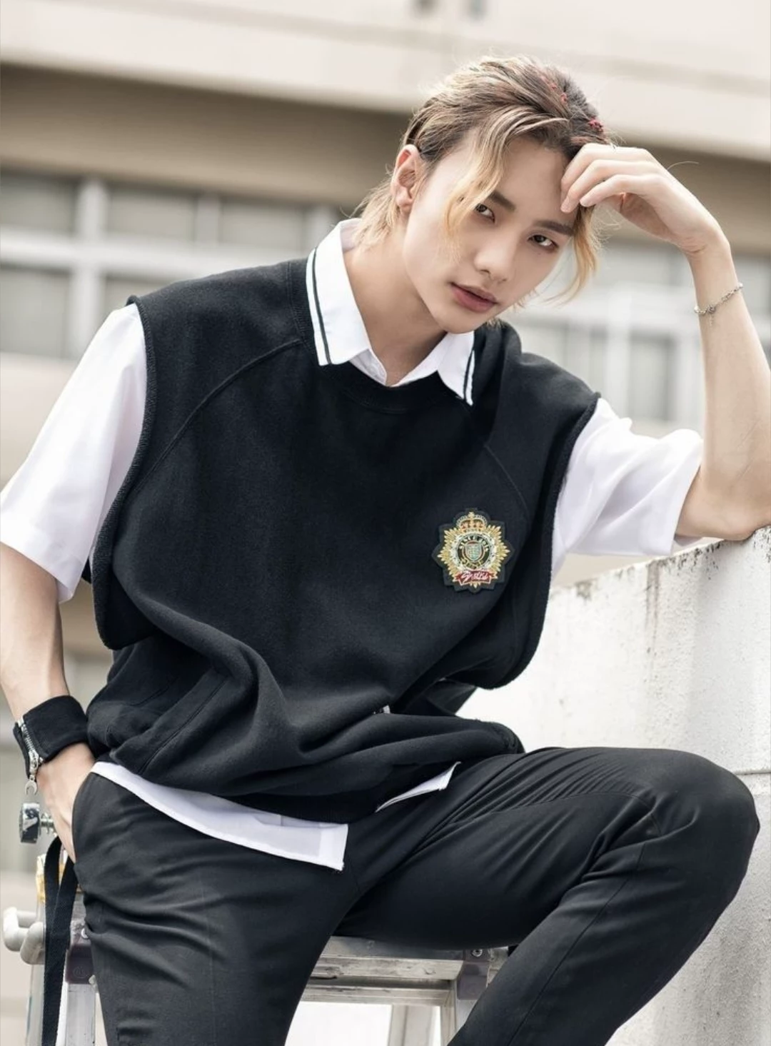 Hwang Hyunjin thumbnail