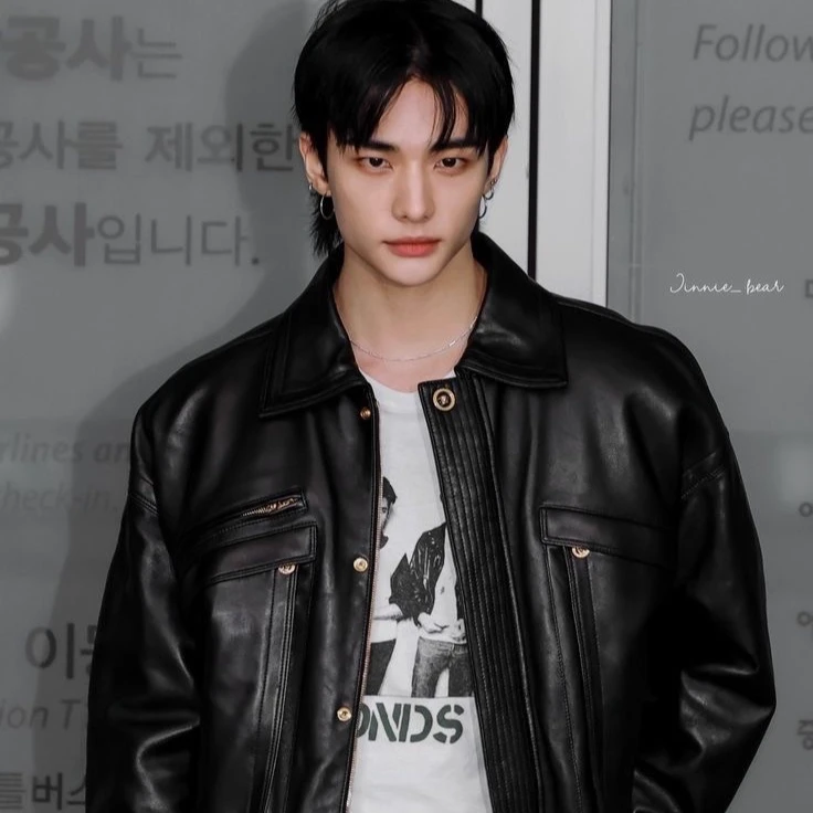 Hyunjin thumbnail