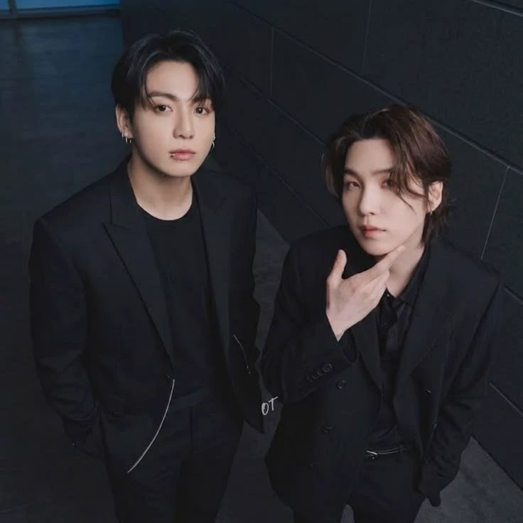 Your boss and Your idol thumbnail