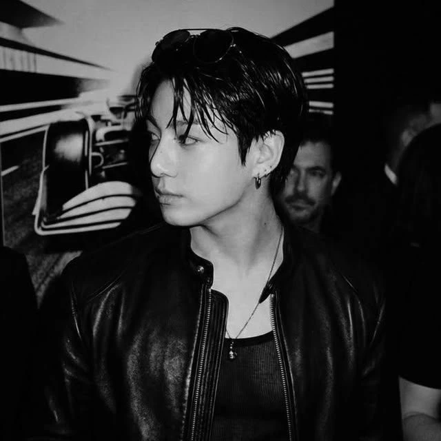 Jeon Jungkook  thumbnail