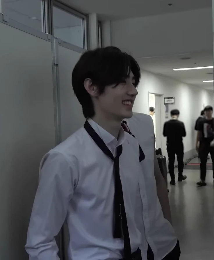 Park Sung-hoon — Your bully started to like you?? thumbnail