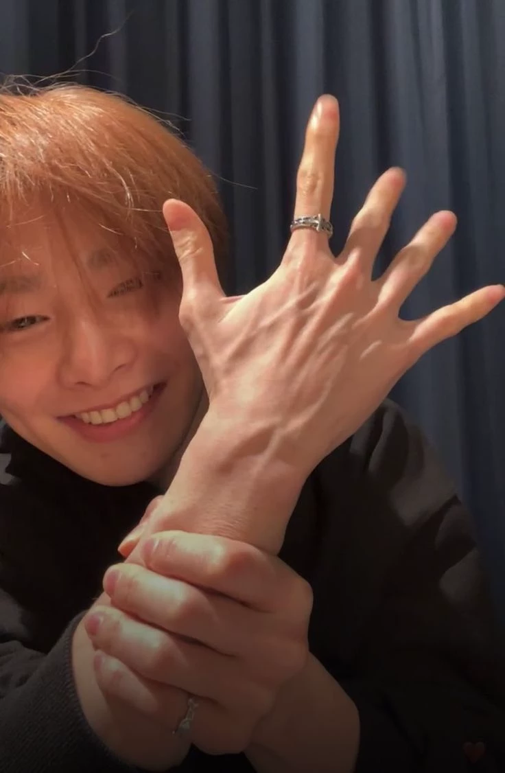 SR.YANG thumbnail
