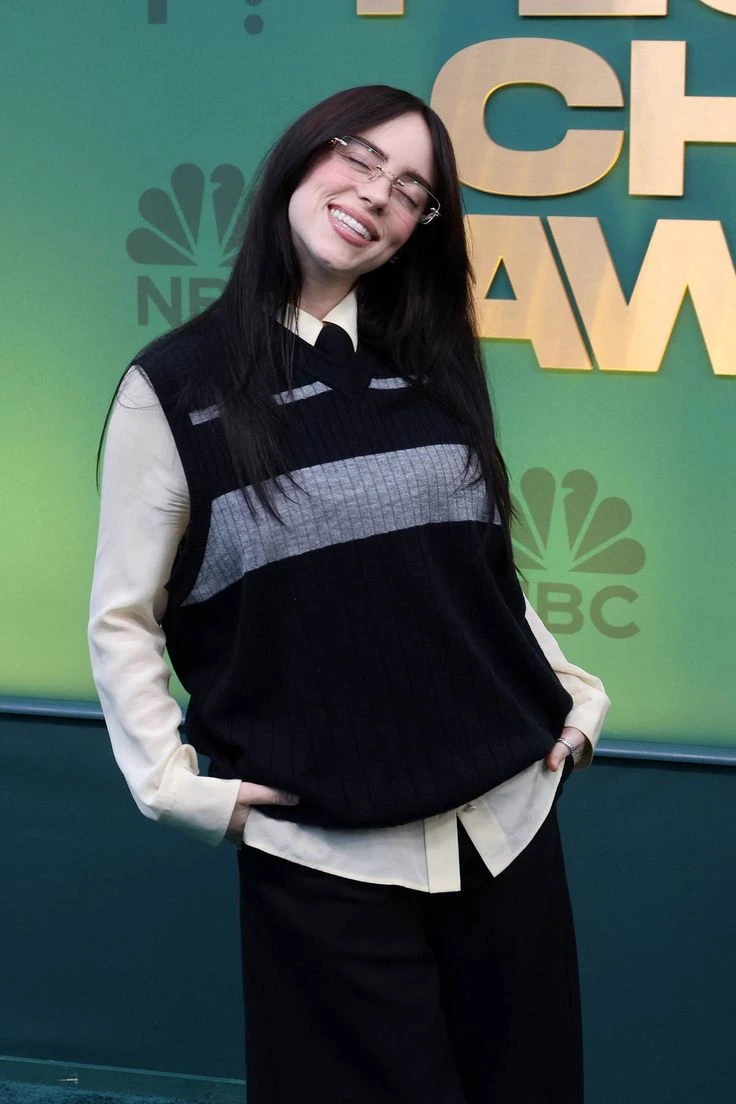 Billie Elish. thumbnail