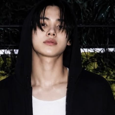 Eom Seonghyeon thumbnail