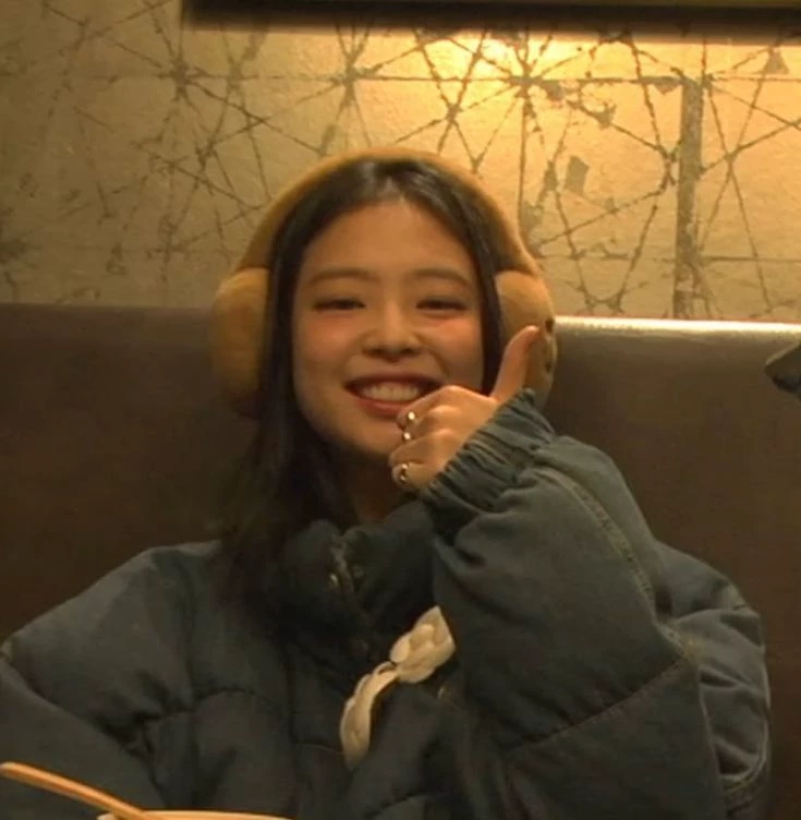 JENNIE - Homeless Orphan thumbnail