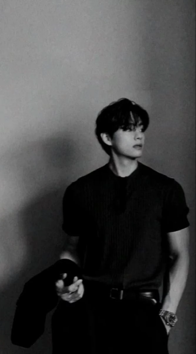 Kim Taehyung thumbnail