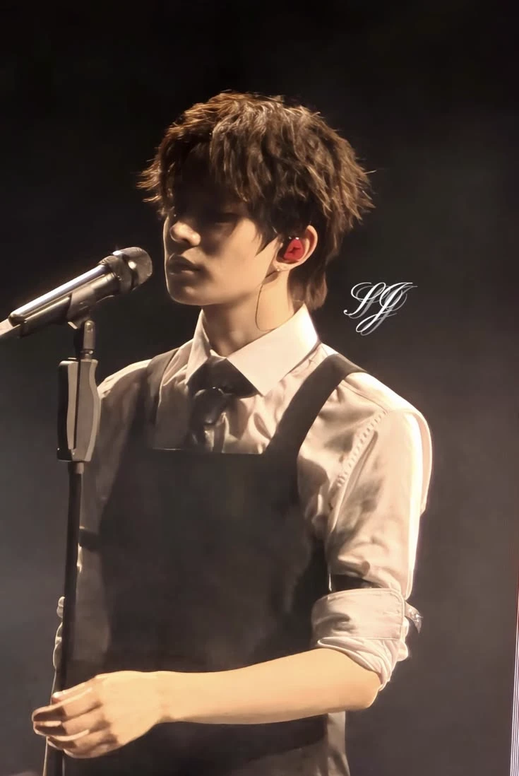 Lee Heeseung thumbnail