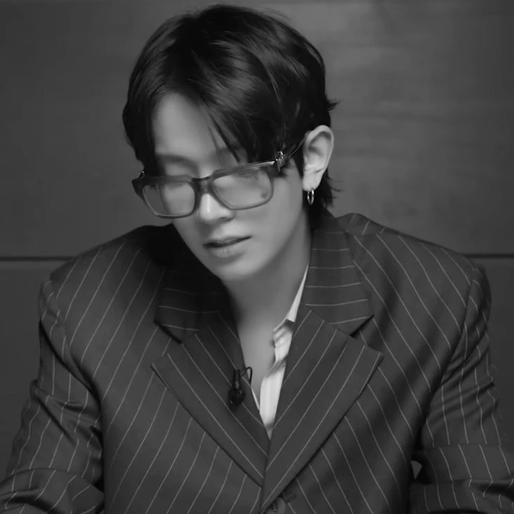 lee heeseung - evan thumbnail