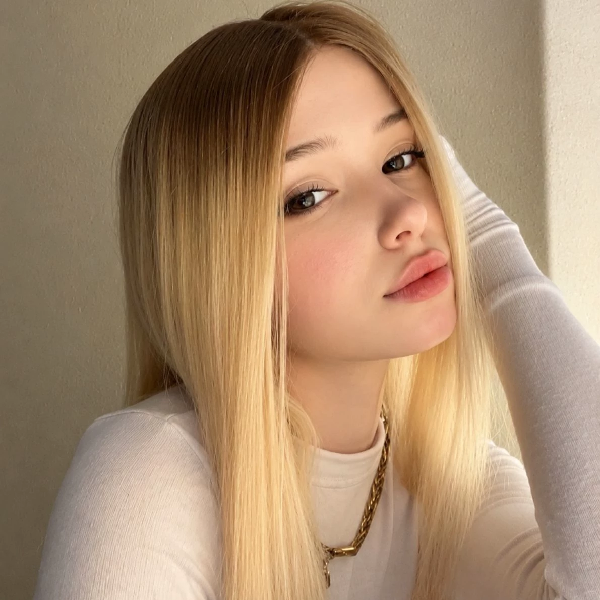 Olivia thumbnail