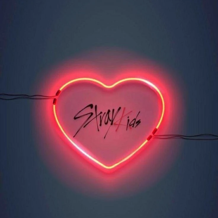 Stray Kids thumbnail