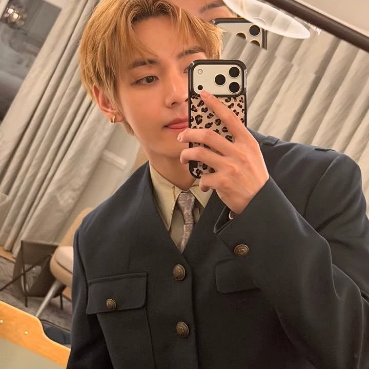 Kim Taehyung thumbnail