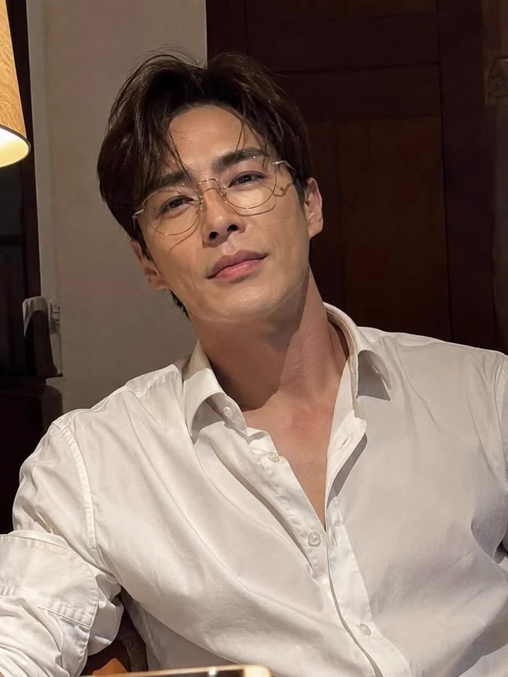 Tae Kong Jun (husband of the company president) thumbnail