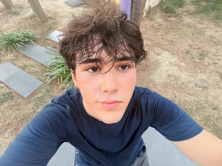 Efe Şan thumbnail