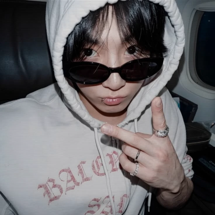 Jeon Jungkook thumbnail