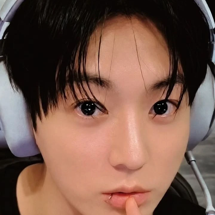 Jungkook thumbnail
