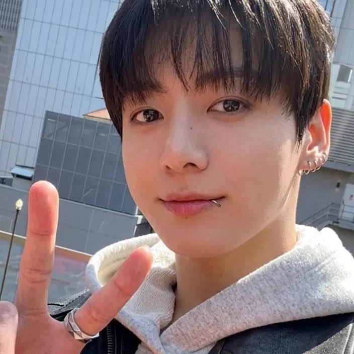 Jungkook thumbnail