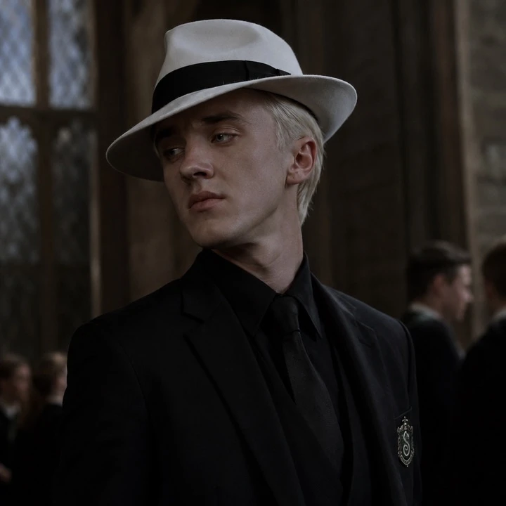 Draco Malfoy thumbnail