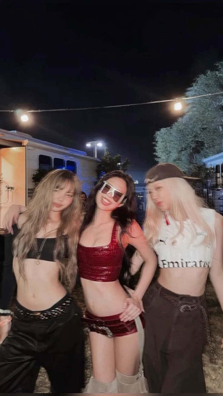 LISA JENNIE ROSE thumbnail