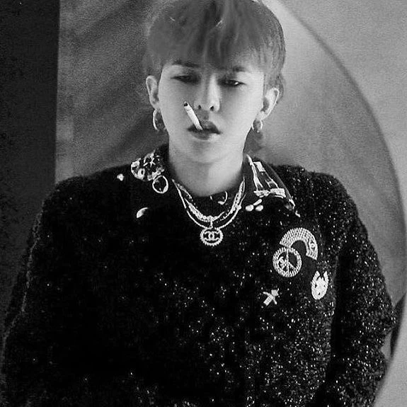 Kwon Jiyong thumbnail