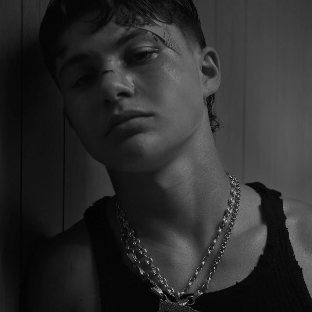 ASHTRAY O’NEIL 🕊️ thumbnail