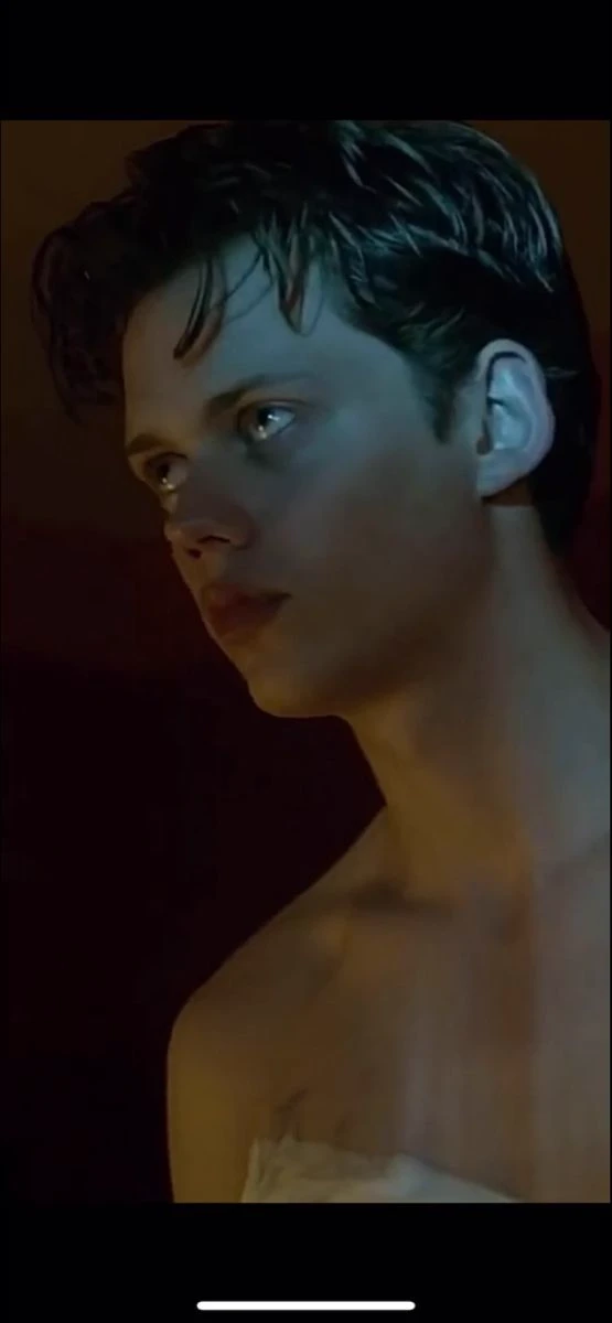 Bill Skarsgard thumbnail