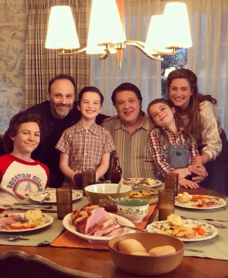 Young Sheldon Family 2 thumbnail