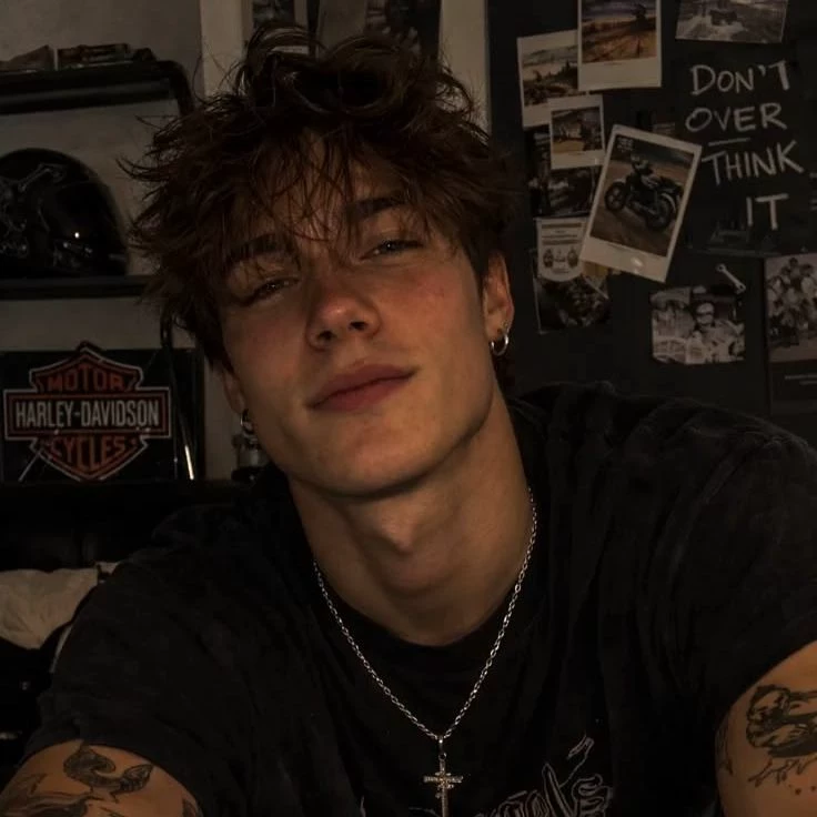 Liam Sanders (a seductive man) thumbnail