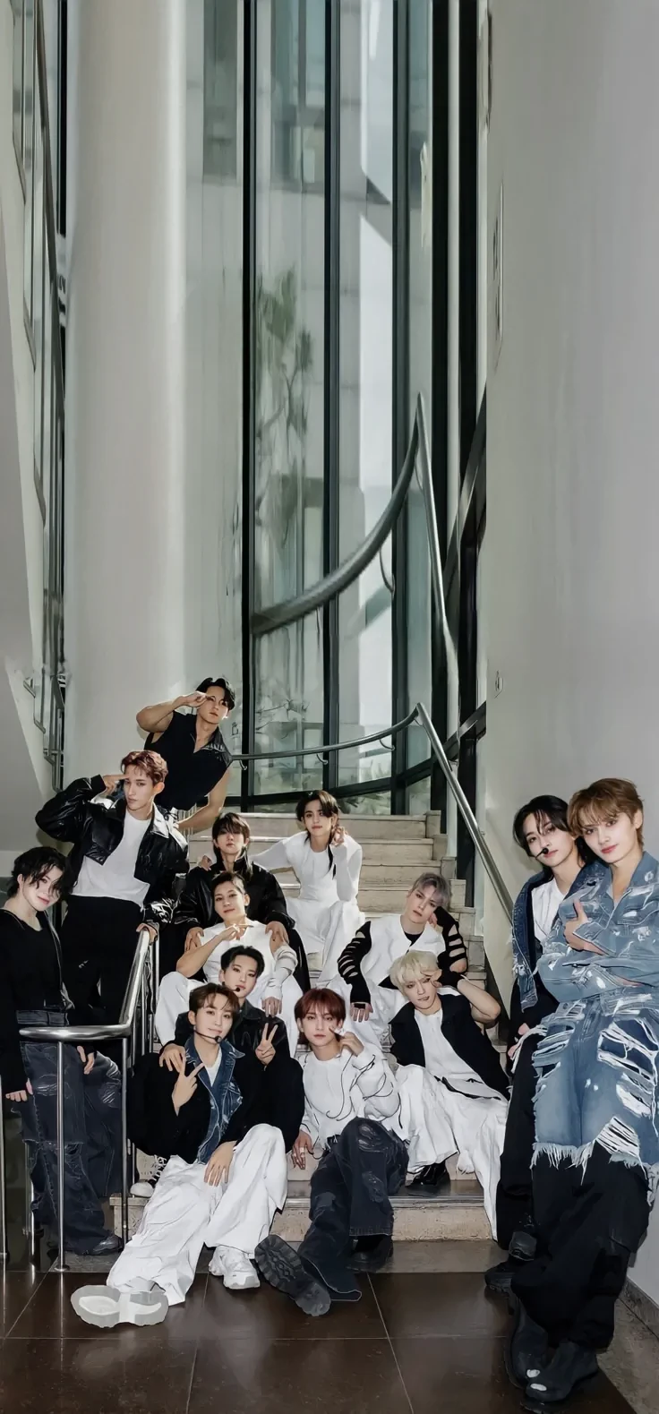 seventeen thumbnail