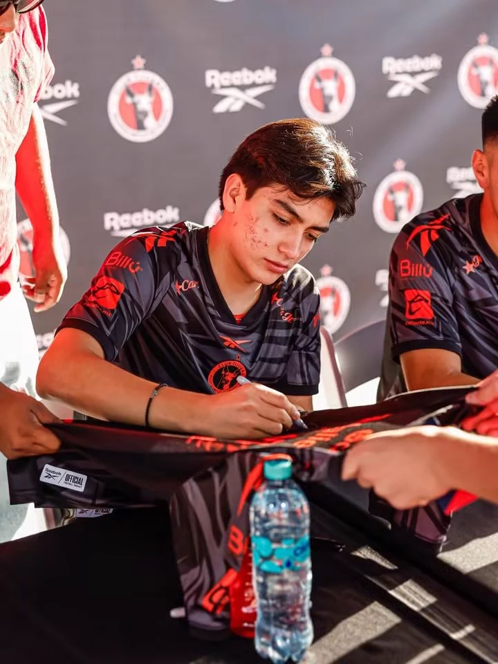 Gilberto Rafael Mora Zambrano thumbnail