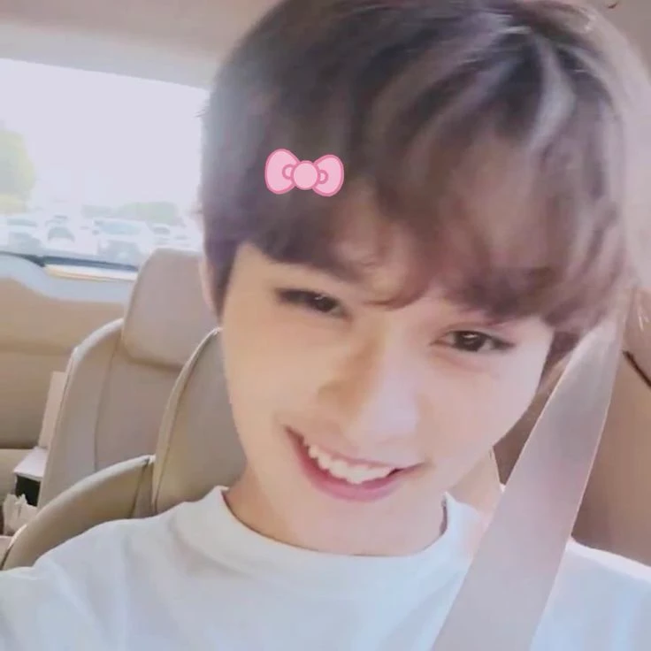Minho🌷 thumbnail
