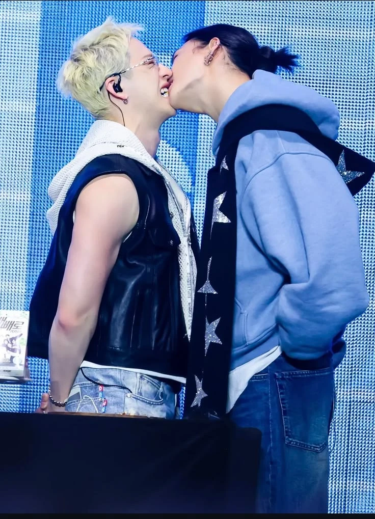 bangchan and hyunjin thumbnail