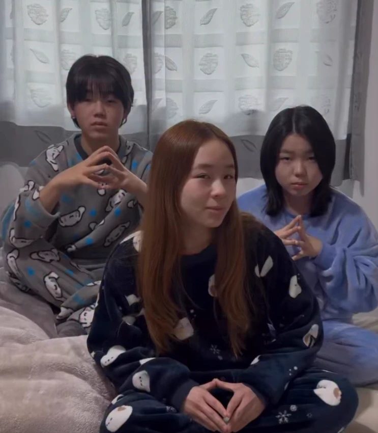 noah, luna, aris thumbnail