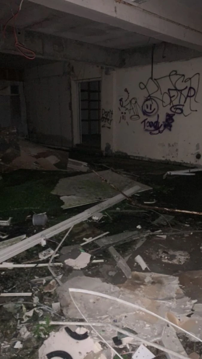 Abandoned thumbnail
