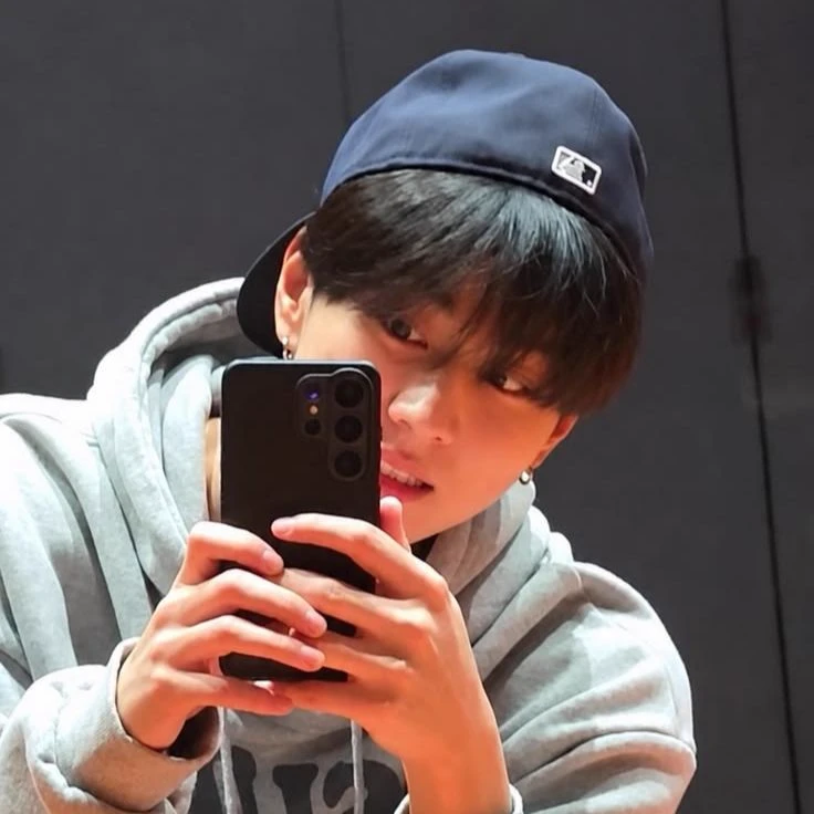 Yang Jungwon thumbnail