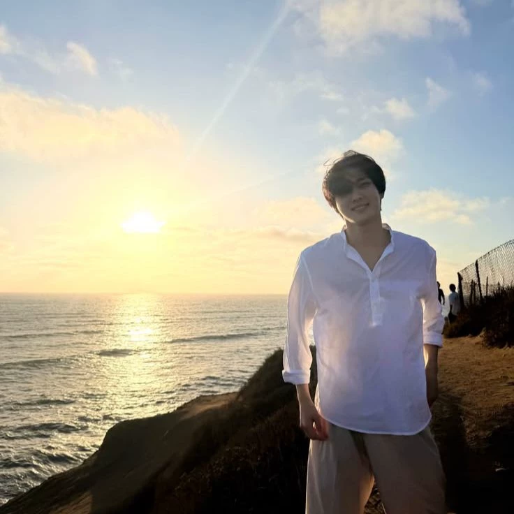 Yang Jungwon thumbnail