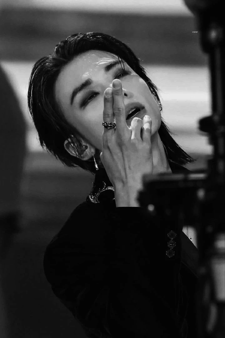 Hyunjin thumbnail