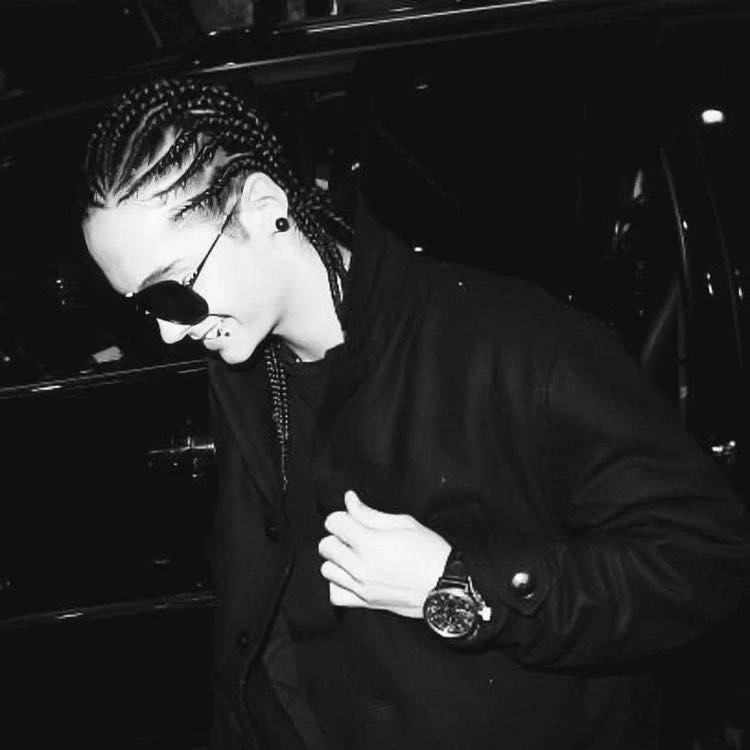 Tom Kaulitz  thumbnail