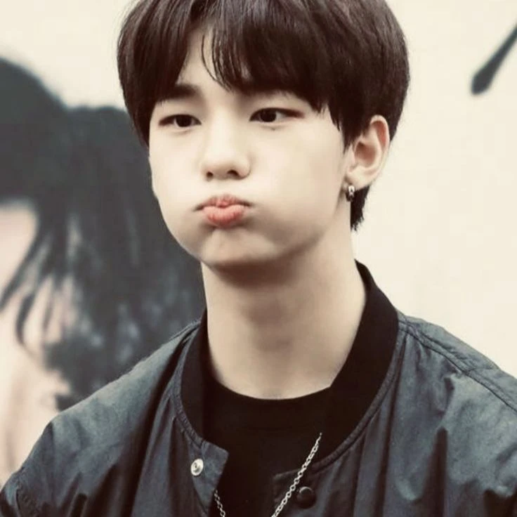Hyunjin - Hyunlix ♥︎ thumbnail