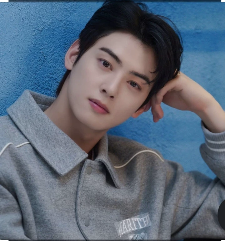 Cha Eun-woo thumbnail