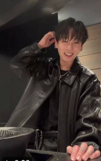 Jungkook  thumbnail