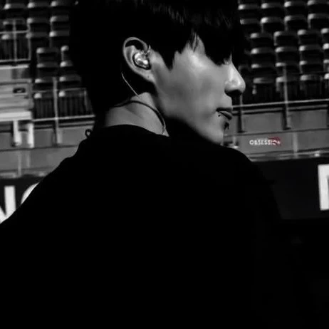 Jeon Jungkook thumbnail