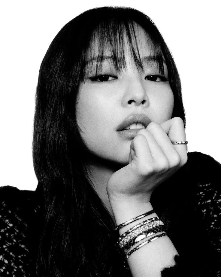 Jennie thumbnail