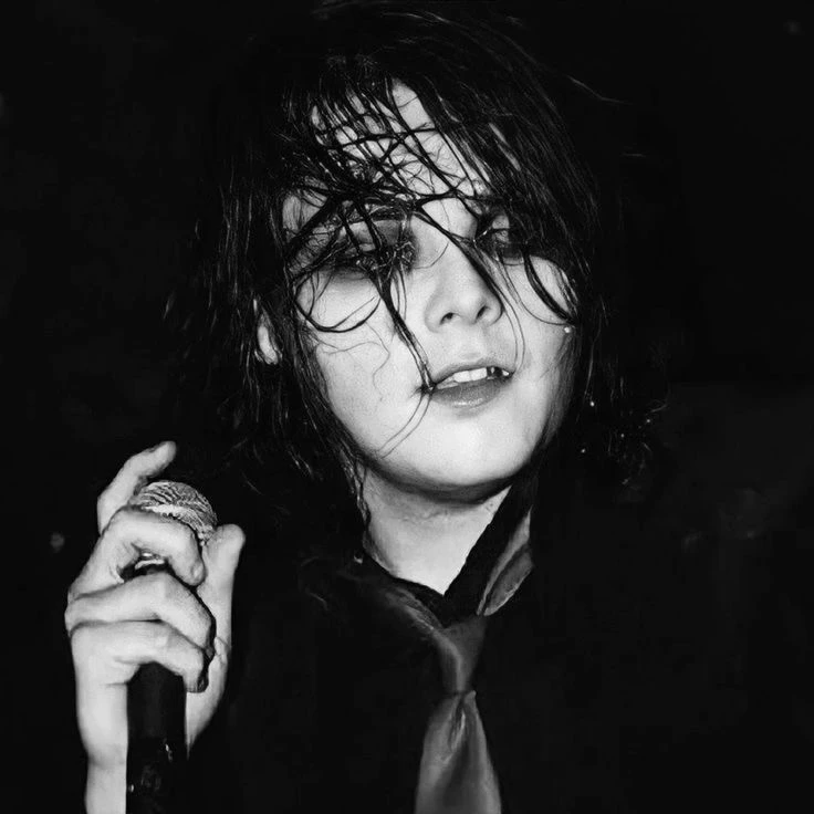 Gerard Way thumbnail
