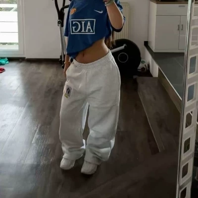 Ashley  thumbnail