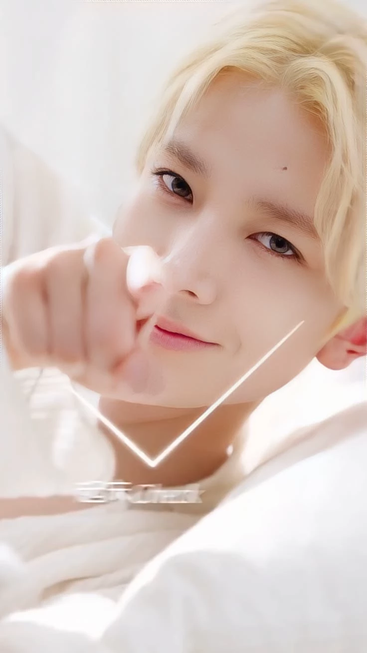 Lee Heeseung (Evan) thumbnail