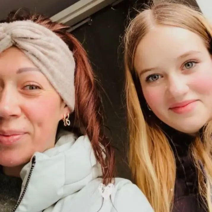 Kassandra and Nicole thumbnail