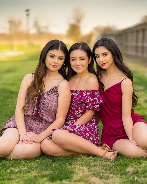Three daughters thumbnail