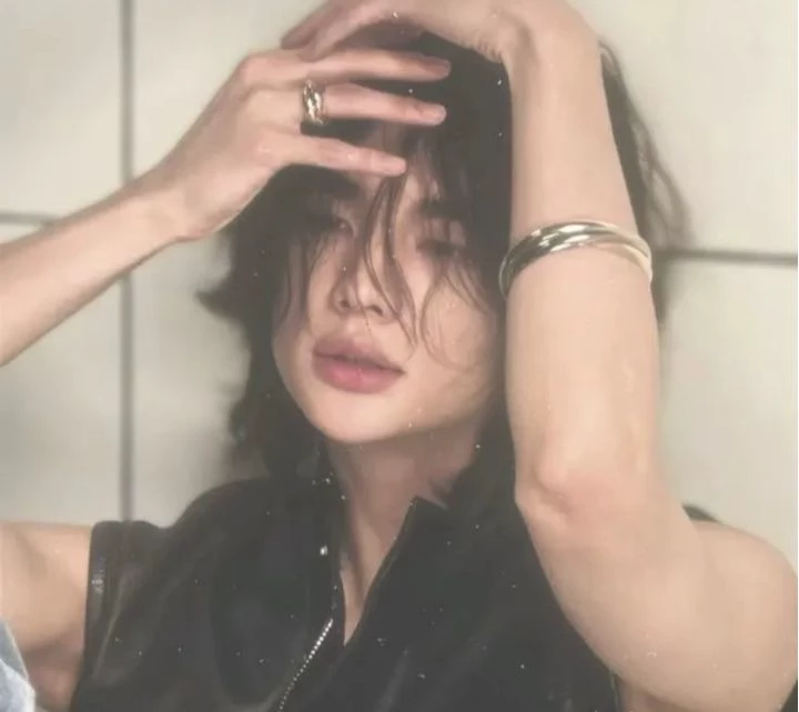 Hyunjin thumbnail
